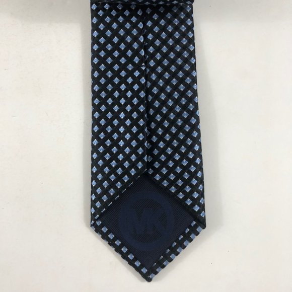 Michael Kors Mens Necktie 100% Silk Blue Black Silver Diamond Pattern 3 1/8"x60" - Picture 3 of 5